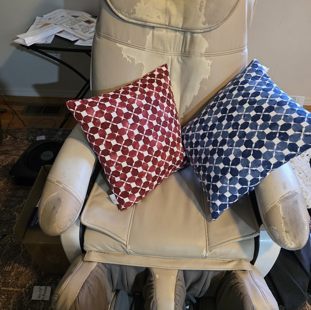 Blue And Red Geometric Pattern Pillows - Picture 5 of 5